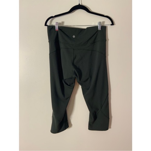 Lululemon Athletica Dark Green Cropped Leggings - Picture 5 of 6